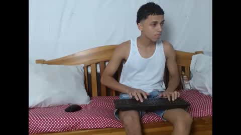 Snapshot of deivy_skinny01 chatting on 10/12/25, 08:41 Deivy online show from 10/12/25, 08:41