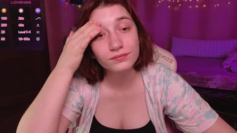 Snapshot of deizysweet chatting on 01/20/25, 07:04 Princess Potato online show from 01/20/25, 07:04