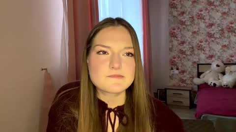 Mila online show from 02/05/26, 02:11