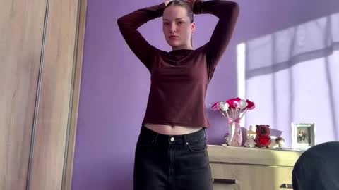 Mila online show from 03/05/26, 07:04