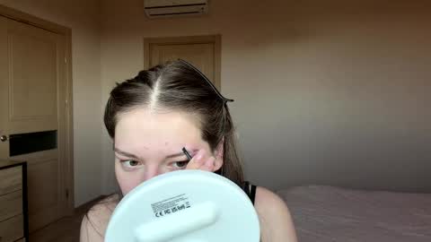 Mila online show from 04/05/26, 02:14