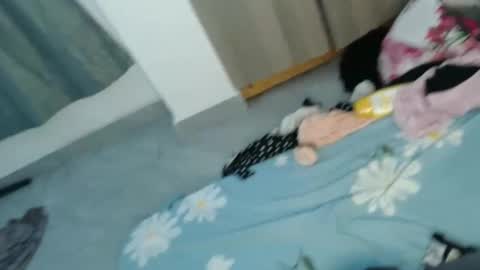 dela141713 online show from 02/20/25, 10:37