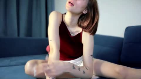 Snapshot of delannaspritz chatting on 11/13/25, 06:34 Lana online show from 11/13/25, 06:34