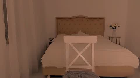 Snapshot of deliadelicious chatting on 01/10/25, 04:51 deliadelicious online show from 01/10/25, 04:51