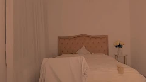 Snapshot of deliadelicious chatting on 02/04/25, 10:21 deliadelicious online show from 02/04/25, 10:21