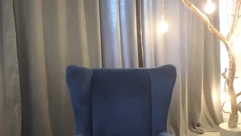 deliaeffy online show from 04/18/26, 02:32