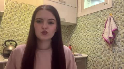 Kiki online show from 04/09/26, 05:18