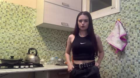 Kiki online show from 04/10/26, 05:17