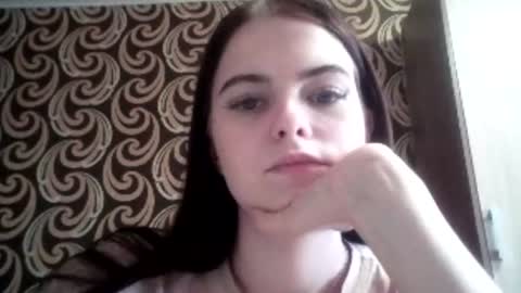 Snapshot of deliciastombaugh chatting on 07/07/26, 06:47 Kiki online show from 07/07/26, 06:47