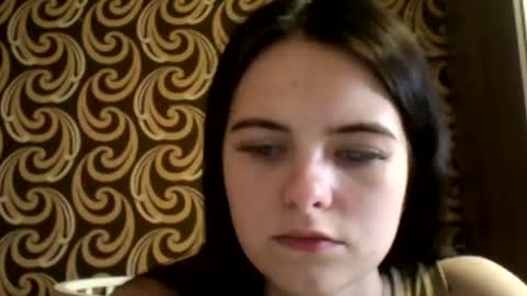 Snapshot of deliciastombaugh chatting on 07/18/26, 05:11 Kiki online show from 07/18/26, 05:11