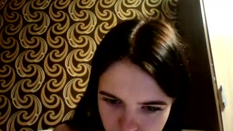 Snapshot of deliciastombaugh chatting on 07/21/26, 05:10 Kiki online show from 07/21/26, 05:10