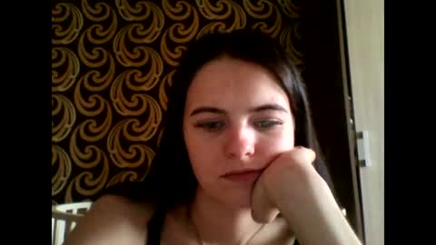 Snapshot of deliciastombaugh chatting on 07/22/26, 05:32 Kiki online show from 07/22/26, 05:32