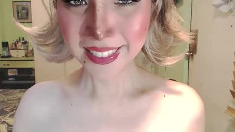 Mercedes online show from 04/19/26, 01:27