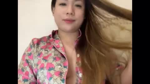 iyalicious online show from 02/26/26, 10:09