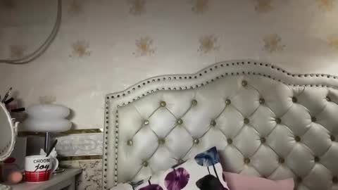 iyalicious online show from 05/16/26, 06:50