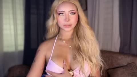 Hello your loving faye 3 online show from 04/14/26, 08:31