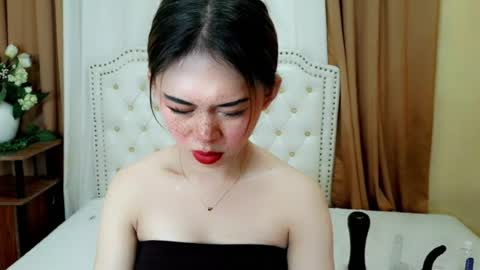 Sophie online show from 06/16/26, 02:58