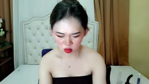 Sophie online show from 06/18/26, 02:23