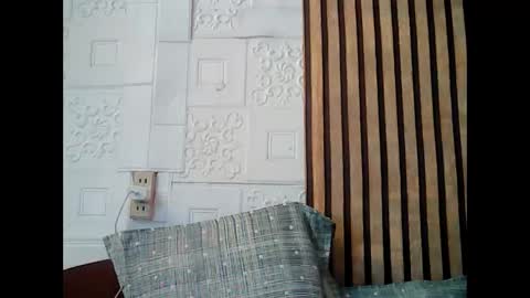 mel online show from 01/03/25, 10:09