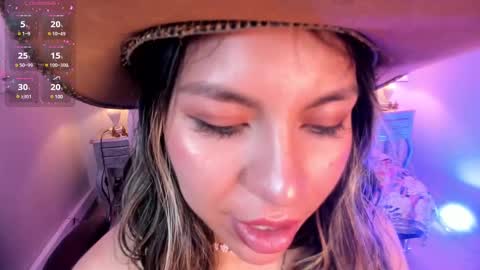 Snapshot of delilah_fix chatting on 02/26/25, 01:41 della online show from 02/26/25, 01:41