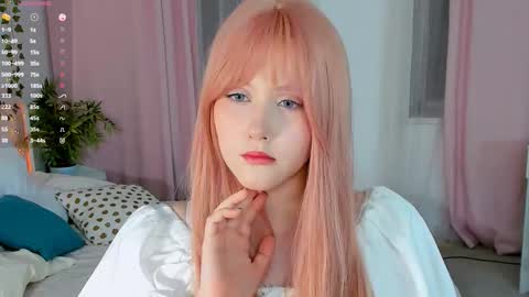 Delilah or Laila online show from 09/13/25, 09:14