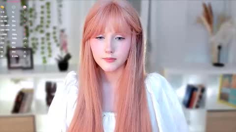 Delilah or Laila online show from 10/12/25, 10:09