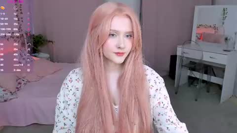 Delilah or Laila online show from 06/18/26, 10:03