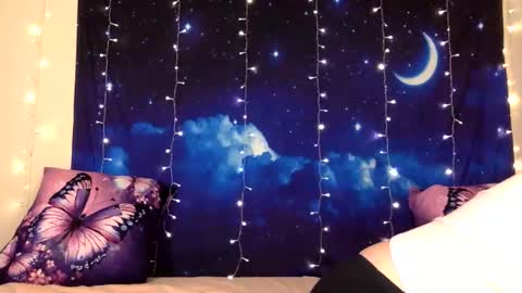 DelilaLove3412 online show from 04/03/26, 11:47