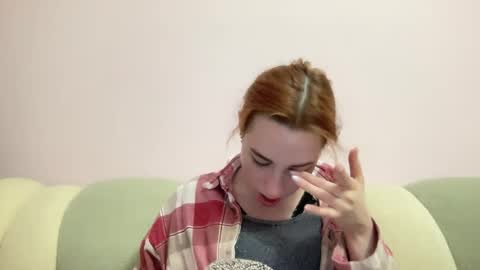 Snapshot of deliverysmile chatting on 01/08/25, 04:02 Delivery online show from 01/08/25, 04:02