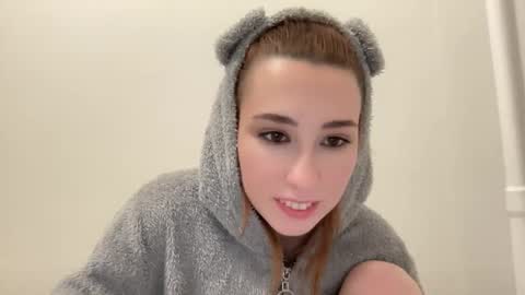 Snapshot of deliverysmile chatting on 01/21/25, 11:02 Delivery online show from 01/21/25, 11:02