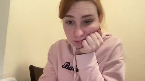 Snapshot of deliverysmile chatting on 12/19/25, 01:34 Delivery online show from 12/19/25, 01:34