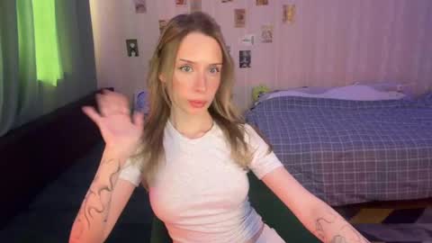 Della online show from 05/20/26, 11:16