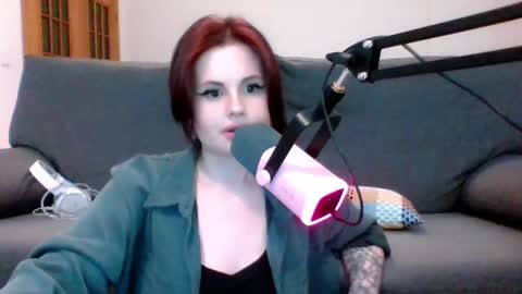 dellacrush_ online show from 03/09/25, 09:14