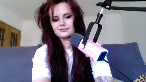 dellacrush_ online show from 03/11/25, 02:51