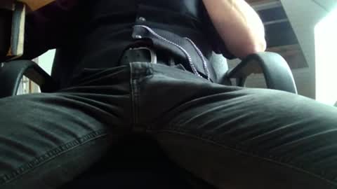 Snapshot of delling235 chatting on 11/09/25, 09:24 delling235 online show from 11/09/25, 09:24