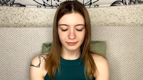 Sia online show from 04/01/26, 01:34