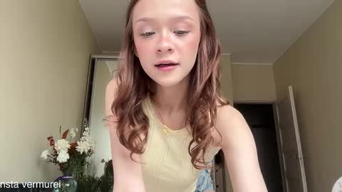 Delora online show from 09/16/25, 09:32