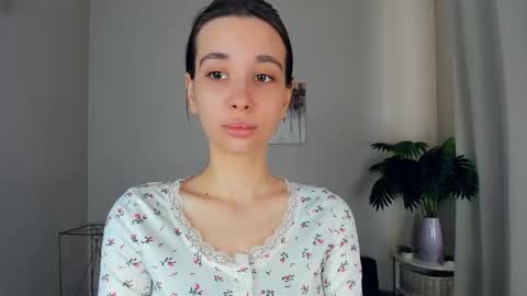 Eliza online show from 03/22/26, 07:45