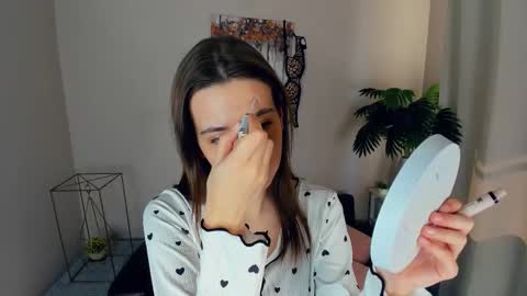 Eliza online show from 03/24/26, 10:31