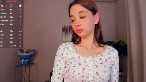 Eliza online show from 04/16/26, 01:23