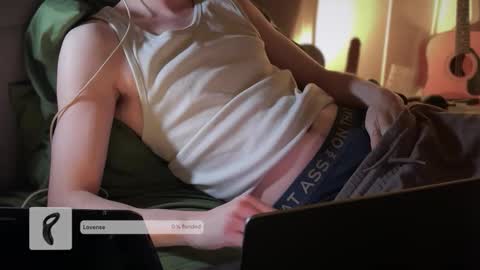 Del Petious online show from 12/15/25, 11:20