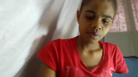 delphine online show from 03/10/26, 12:10