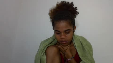 Snapshot of delphineee chatting on 06/14/26, 05:59 delphine online show from 06/14/26, 05:59