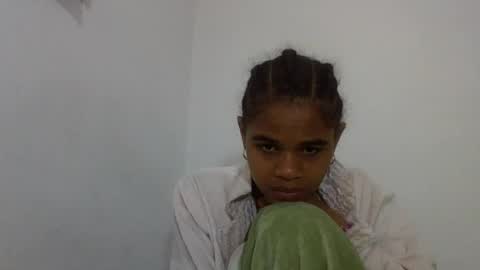 Snapshot of delphineee chatting on 07/07/26, 06:47 delphine online show from 07/07/26, 06:47