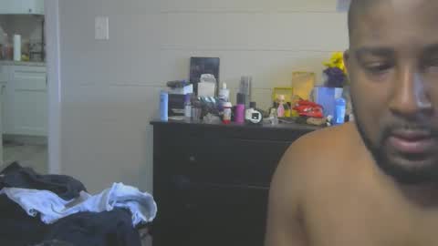 Snapshot of delta7012 chatting on 02/11/25, 02:46 delta7012 online show from 02/11/25, 02:46