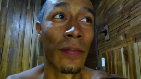 Snapshot of demarcous_nm chatting on 09/18/25, 01:18 D.C online show from 09/18/25, 01:18