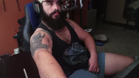 Snapshot of demaster13 chatting on 12/11/24, 10:38 DeMaster online show from 12/11/24, 10:38