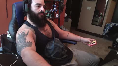 Snapshot of demaster13 chatting on 01/23/25, 05:21 DeMaster online show from 01/23/25, 05:21