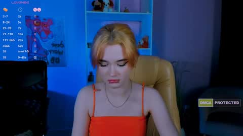 Snapshot of demi_mooore chatting on 01/08/25, 01:32 Demi online show from 01/08/25, 01:32