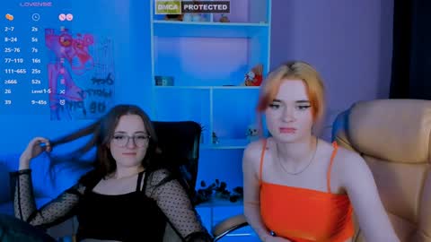 Snapshot of demi_mooore chatting on 01/08/25, 04:34 Demi online show from 01/08/25, 04:34